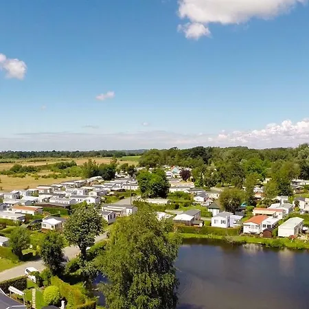 Camping La Garenne De Moncourt Rue  Exterior photo