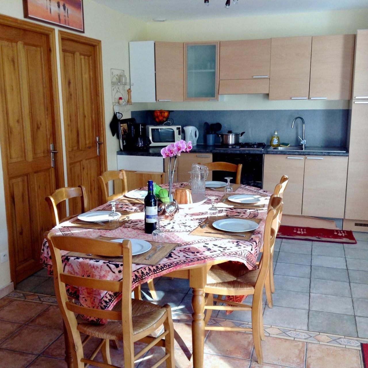 La Garenne De Moncourt Campsite Rue (Somme)